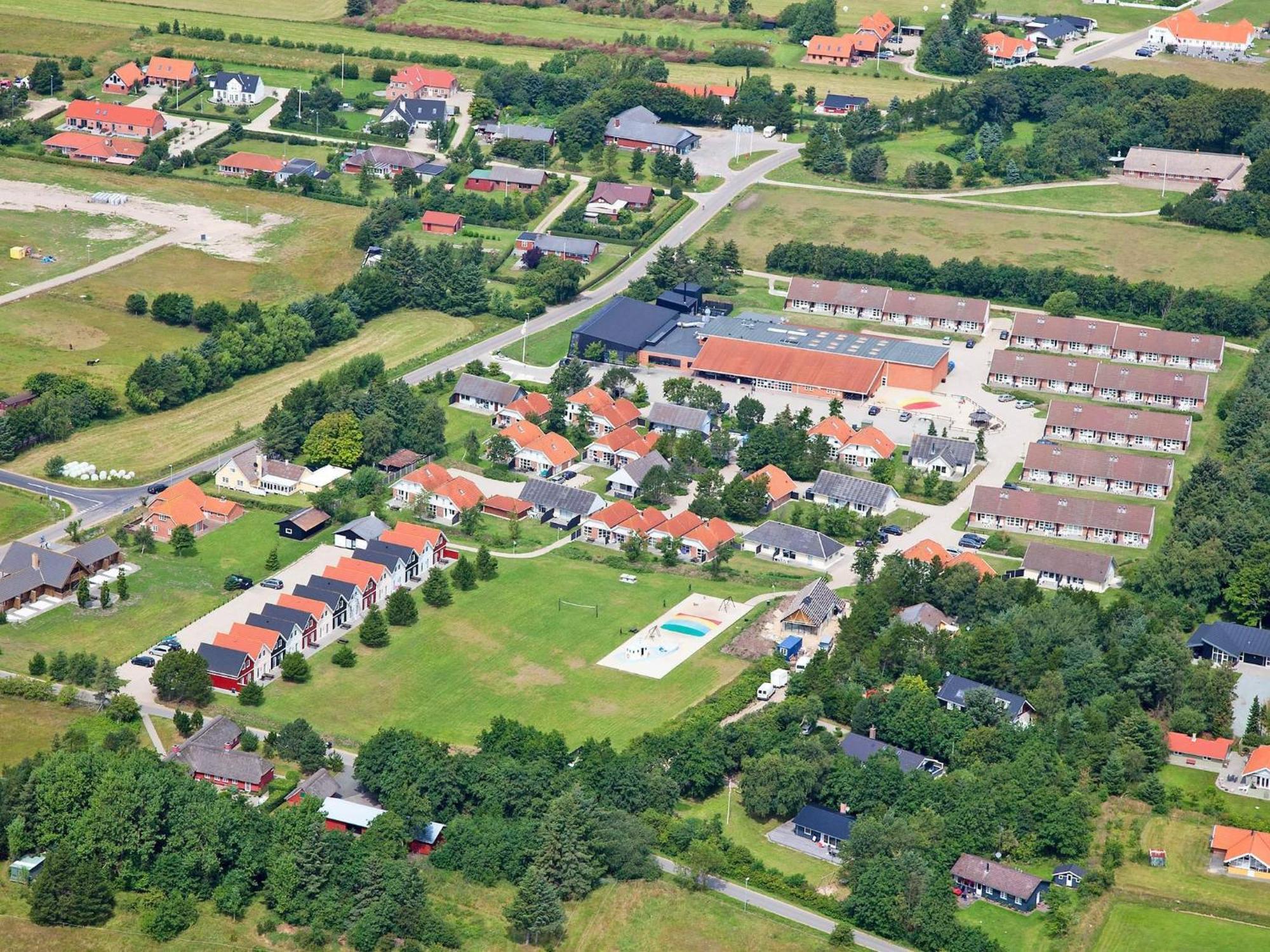 6 Person Holiday Home On A Holiday Park In Bl Vand Blåvand Екстериор снимка