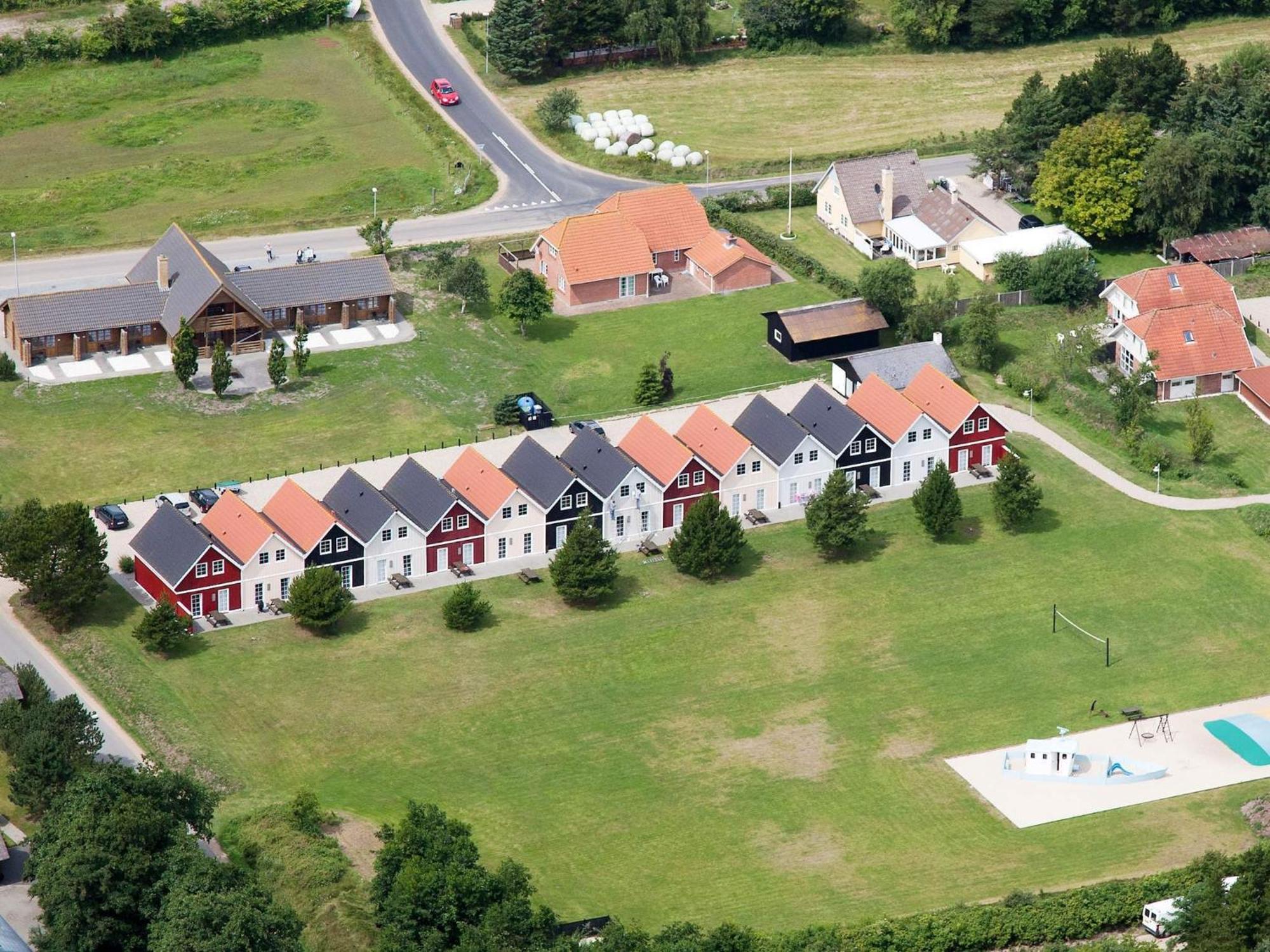 6 Person Holiday Home On A Holiday Park In Bl Vand Blåvand Екстериор снимка
