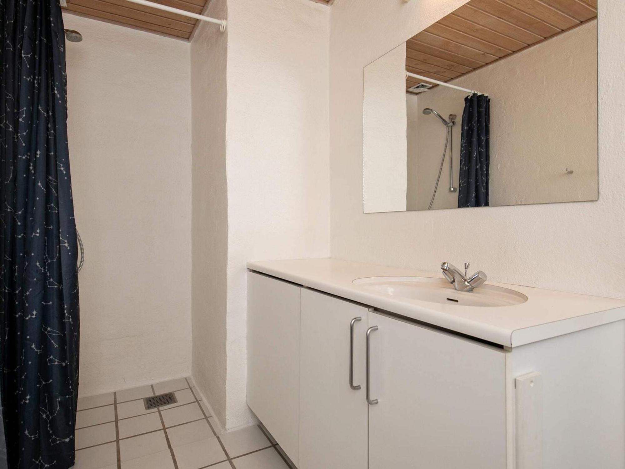 6 Person Holiday Home On A Holiday Park In Bl Vand Blåvand Екстериор снимка