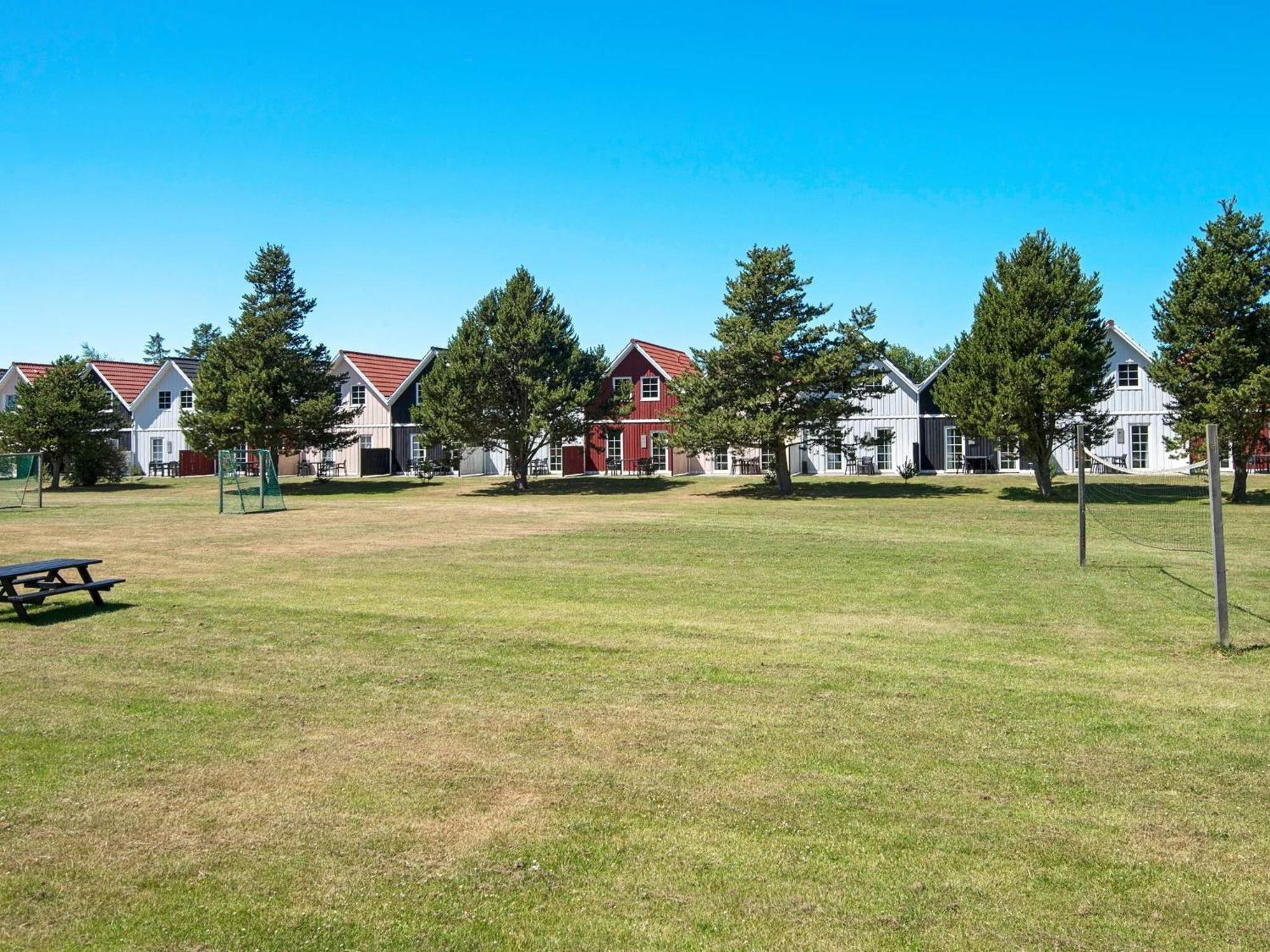 6 Person Holiday Home On A Holiday Park In Bl Vand Blåvand Екстериор снимка