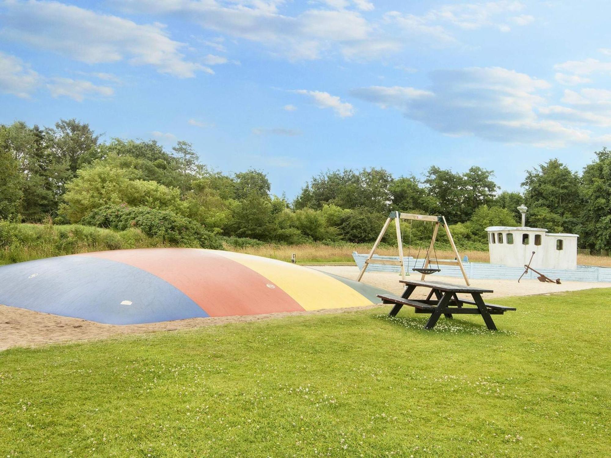 6 Person Holiday Home On A Holiday Park In Bl Vand Blåvand Екстериор снимка